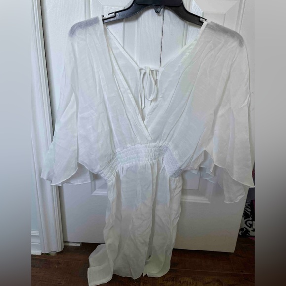 V-neck cover up - Picture 4 of 4